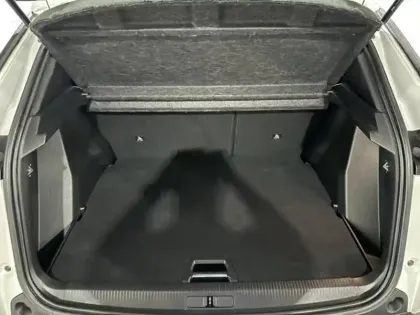 Photo 5 Peugeot 2008  e- 136ch Style