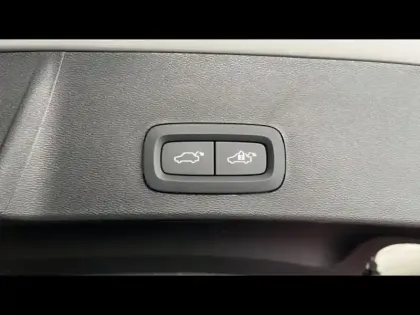 Photo 8 Volvo Xc40  B3 163ch Plus DCT 7