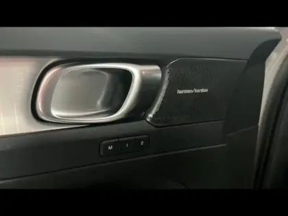 Photo 11 Volvo Xc40  B3 163ch Plus DCT 7