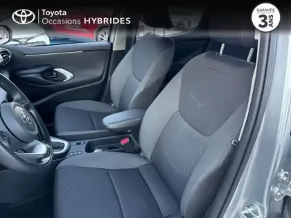 Photo 8 Toyota Yaris  116h Design 5p MC24