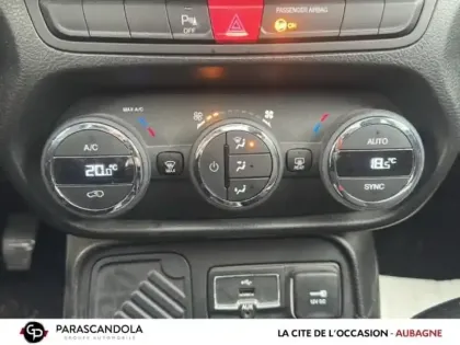 Photo 12 Jeep Renegade  1.6 E.torQ Evo S&S 110ch South Beach