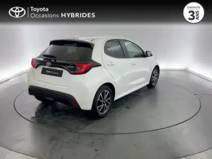 Photo 6 Toyota Yaris  116h Design 5p MY22