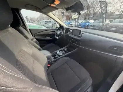 Photo 8 Nissan Qashqai  1.3 Mild Hybrid 158ch Business Edition Xtronic