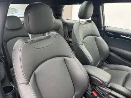 Photo 7 Mini Mini  Cooper 136ch Edition Premium Plus BVA7