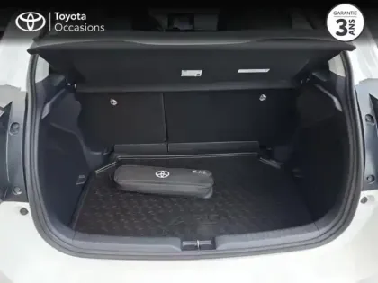 Photo 9 Toyota Yaris  116h Dynamic Business 5p + Programme Beyond Zero Academy MY22