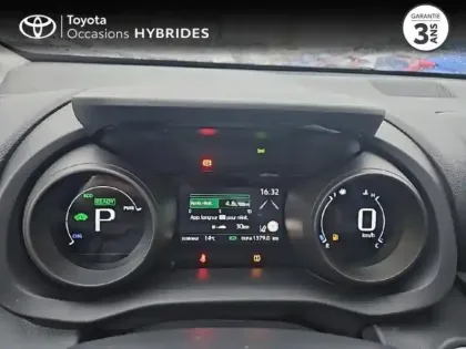 Photo 13 Toyota Yaris  Cross 116h Dynamic Business + Programme Beyond Zero Academy MY22