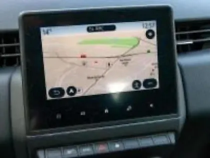 Photo 8 Renault Clio  1.6 E-Tech hybride 145ch Evolution