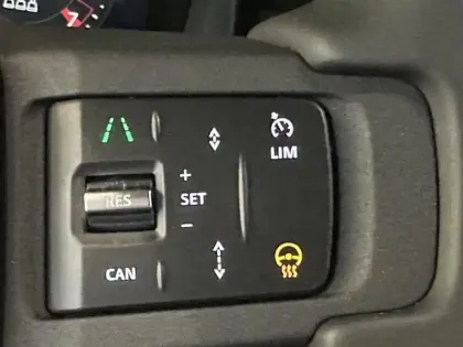 Photo 8 Land rover Defender  110 2.0 P300e PHEV Trophy Edition Deep Sandglow