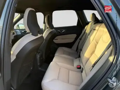 Photo 10 Volvo Xc60  T6 Hybride Rechargeable 350ch Plus Style Dark Geartronic 8 AWD