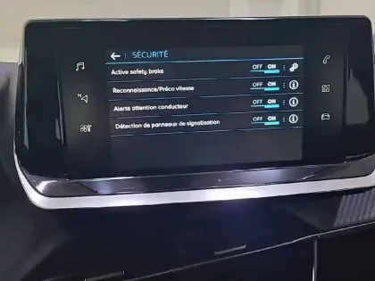 Photo 22 Peugeot 208 Gén. II Ph1 Active Business 5