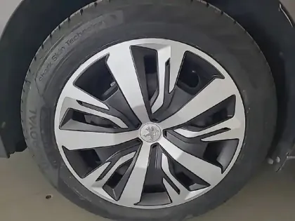 Photo 13 Peugeot 208 Gén. II Ph1 Active Business 5