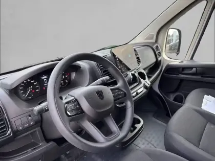 Photo 7 Peugeot Boxer  FGN TOLE 3.5 T D L2H2 140 CH AUT.