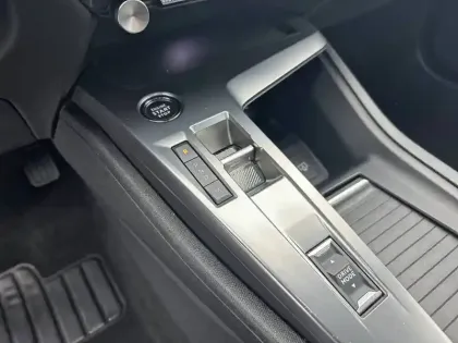 Photo 33 Peugeot 308 Gén. III Ph1 Active Pack 5