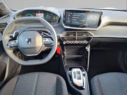Photo 61 Peugeot 2008  Hybrid 145 e-DCS6