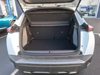 Photo 5 Peugeot 2008  Hybrid 145 e-DCS6