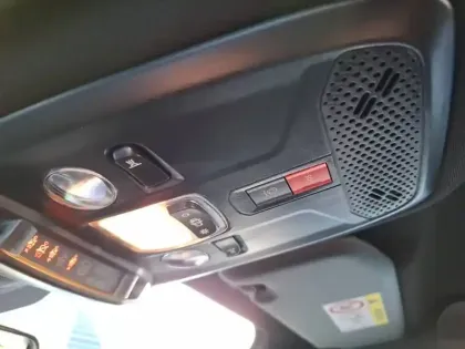 Photo 18 Peugeot 2008  Hybrid 145 e-DCS6