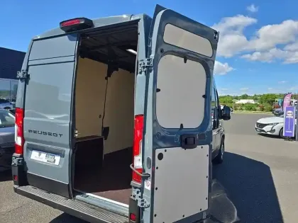 Photo 20 Peugeot Boxer  FGN TOLE 3.5 T L2H2 140 S&S BVA8