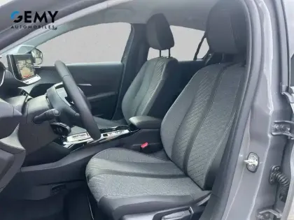 Photo 8 Peugeot 208  Electrique 50 kWh 136ch