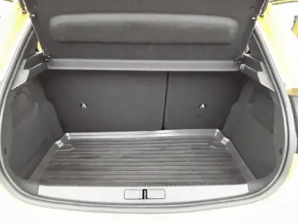 Photo 5 Peugeot 208  Electrique 50 kWh 136ch