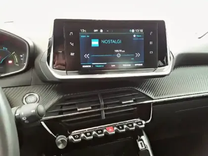 Photo 14 Peugeot 208  Electrique 50 kWh 136ch