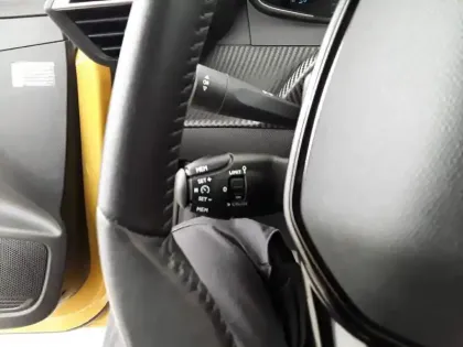 Photo 21 Peugeot 208  Electrique 50 kWh 136ch