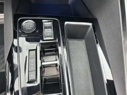 Photo 13 Peugeot 3008  PureTech 130ch S&S EAT8