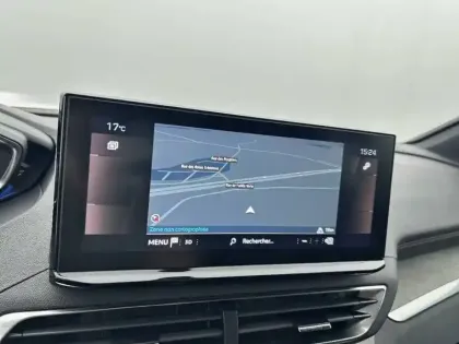 Photo 22 Peugeot 3008  PureTech 130ch S&S EAT8