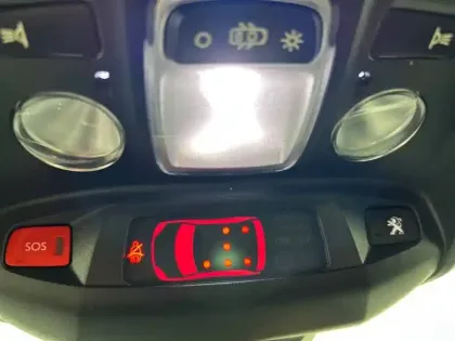 Photo 32 Peugeot 5008  BlueHDi 130ch S&S EAT8