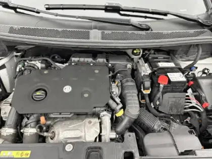 Photo 34 Peugeot 5008  BlueHDi 130ch S&S EAT8