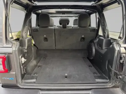 Photo 10 Jeep Wrangler  Unlimited 4xe 2.0 l T 380 ch PHEV 4x4 BVA8