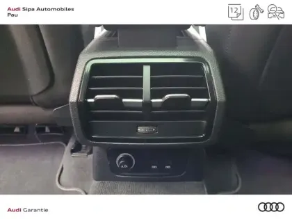 Photo 35 Audi Q3  35 TDI 150 ch S tronic 7