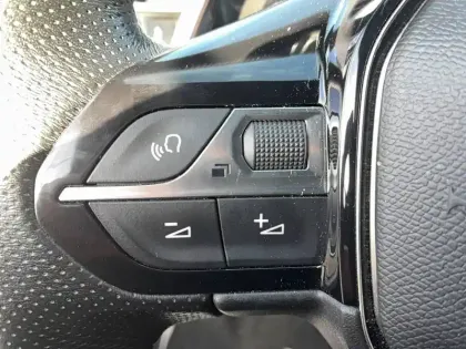 Photo 16 Peugeot 3008  BlueHDi 180ch S&S EAT8