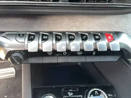 Photo 21 Peugeot 3008  BlueHDi 180ch S&S EAT8