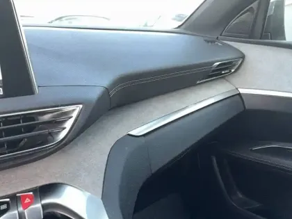 Photo 24 Peugeot 3008  BlueHDi 180ch S&S EAT8