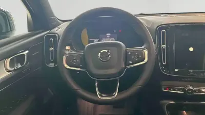 Photo 11 Volvo Xc40  B3 163 ch DCT7