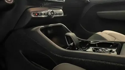 Photo 13 Volvo Xc40  B3 163 ch DCT7