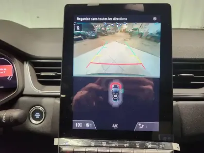 Photo 12 Renault Captur  E-Tech full hybrid 160 ch