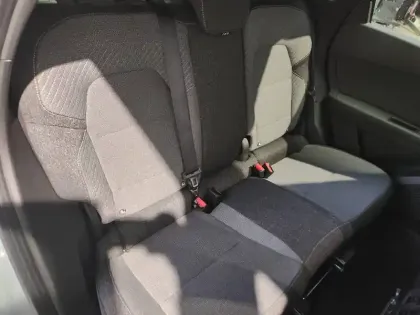 Photo 7 Renault Captur  E-Tech full hybrid 160 ch