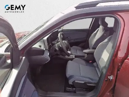 Photo 8 Renault 4 Renault  E-Tech Electrique 150 ch autonomie confort