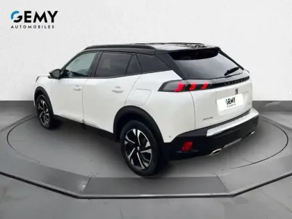 Photo 6 Peugeot 2008  PureTech 130 S&S EAT8