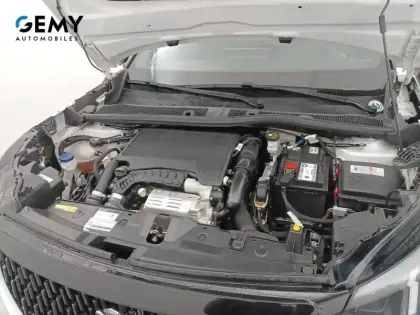 Photo 35 Peugeot 2008  PureTech 130 S&S EAT8