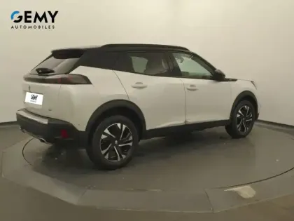 Photo 61 Peugeot 2008  PureTech 130 S&S EAT8