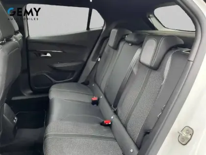 Photo 9 Peugeot 2008  PureTech 130 S&S EAT8