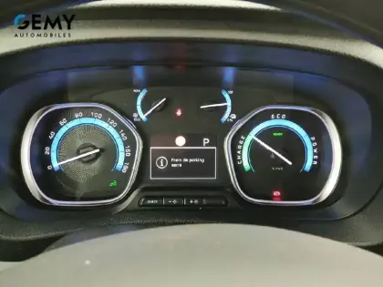 Photo 15 Peugeot Expert  FGN TOLE COMPACT ELECTRIQUE 50KWH 136