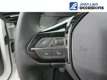 Photo 11 Peugeot 2008  PureTech 130 S&S BVM6