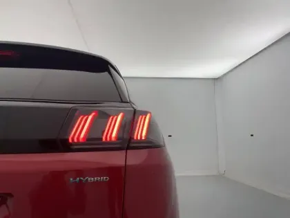 Photo 53 Peugeot 3008  Hybrid 225 e-EAT8