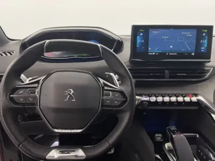 Photo 51 Peugeot 3008  Hybrid 225 e-EAT8