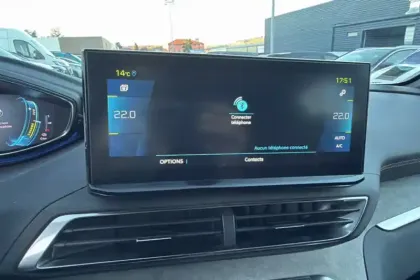 Photo 26 Peugeot 3008  Hybrid 225 e-EAT8