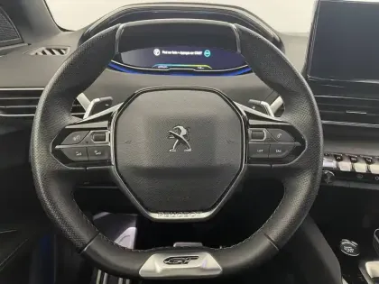 Photo 52 Peugeot 3008  Hybrid 225 e-EAT8