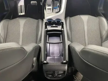 Photo 54 Peugeot 3008  Hybrid 225 e-EAT8